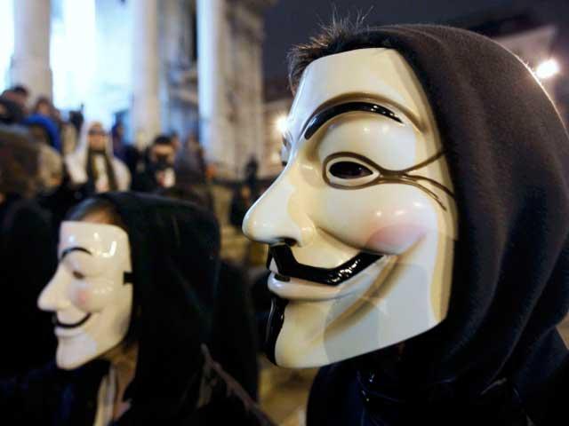 Un nou mesaj Anonymous pentru România (VIDEO)