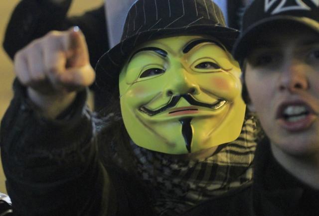 Ziua Îndrăgostiţilor, marcată de Anonymous. Vezi ce site-uri au atacat astăzi hackerii