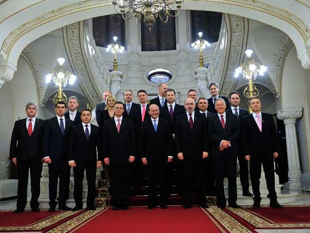 Cabinetul Ungureanu, contestat de USL