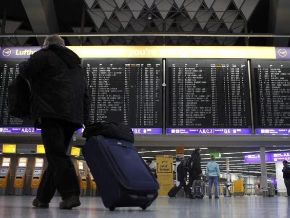 Greva de pe aeroportul din Frankfurt, prelungită: Sute de curse au fost anulate