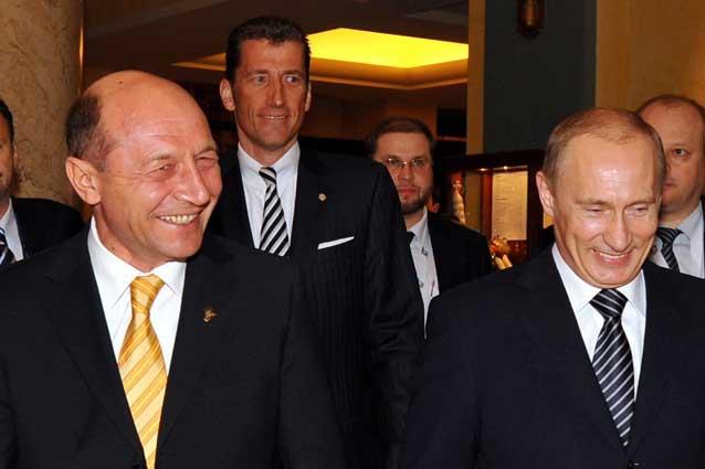 Reuters: Preşedintele României pariază pe planul lui Putin