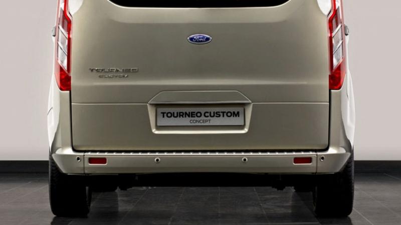 Ford Tourneo Custom Concept se lansează la Geneva 8200398