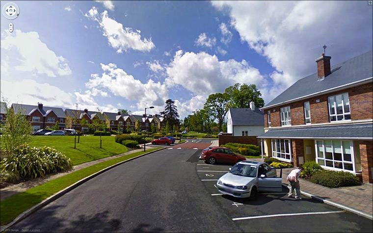 GALERIE FOTO: Cele mai ciudate imagini de pe Google Street View 8201505