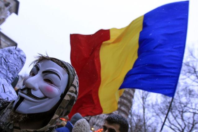 România amână ratificarea ACTA