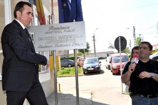Şpaga l-a falimentat pe Penescu: "Onorată instanţă, lăsaţi-mă să muncesc iar în fotbal!"