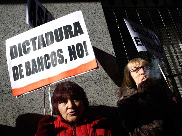 Spania: N-ai bani de rată? Predă casa şi scapi de datorii!