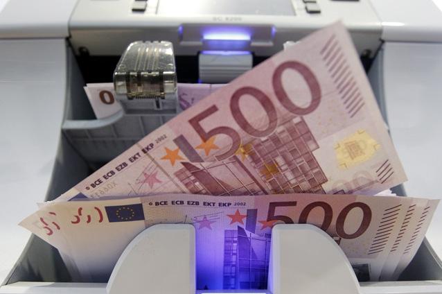 România se împrumută într-un ritm de 35.000 euro/minut. Vezi evaluarea Moody's