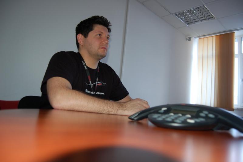 Românul care apără Facebook, Yahoo! şi chiar CIA. Dragoş Gavriluţ - un informatician care pur si simplu te lasa cu gura cascata 8294402