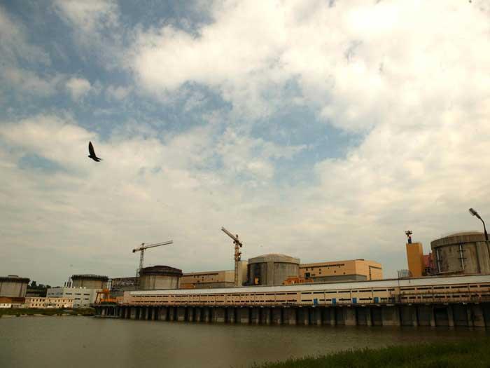 România vrea un singur reactor nuclear nou