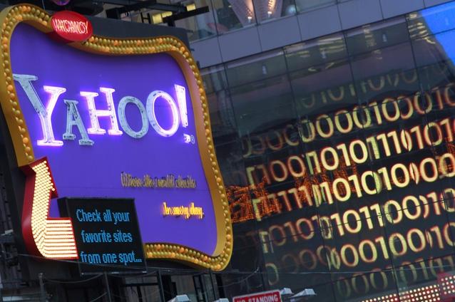 Yahoo târăşte Facebook la tribunal
