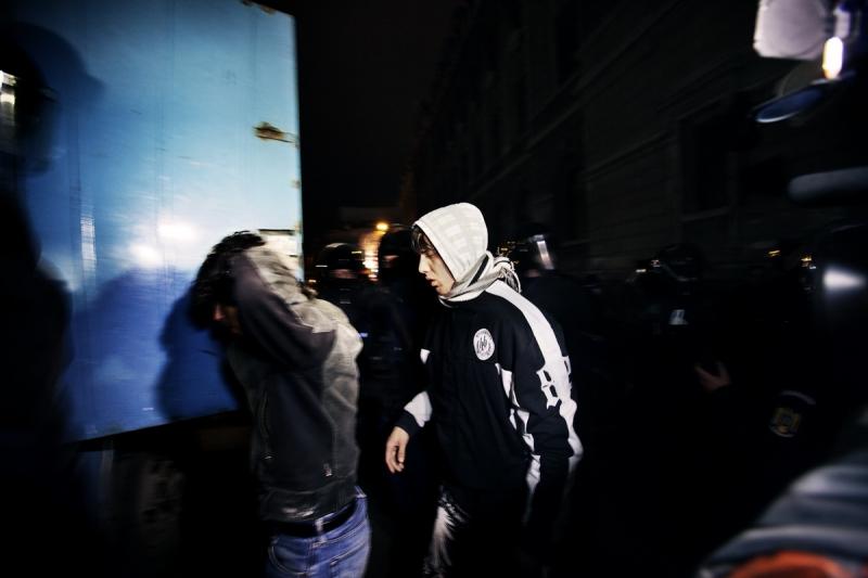 În bucătăria protestatarilor. Un fotoreportaj de Mugur Vărzariu 8549207