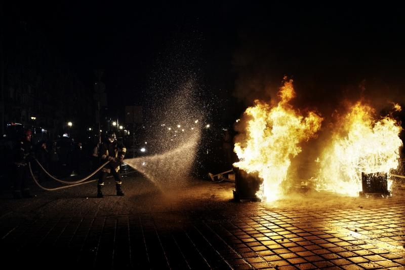 În bucătăria protestatarilor. Un fotoreportaj de Mugur Vărzariu 8549211