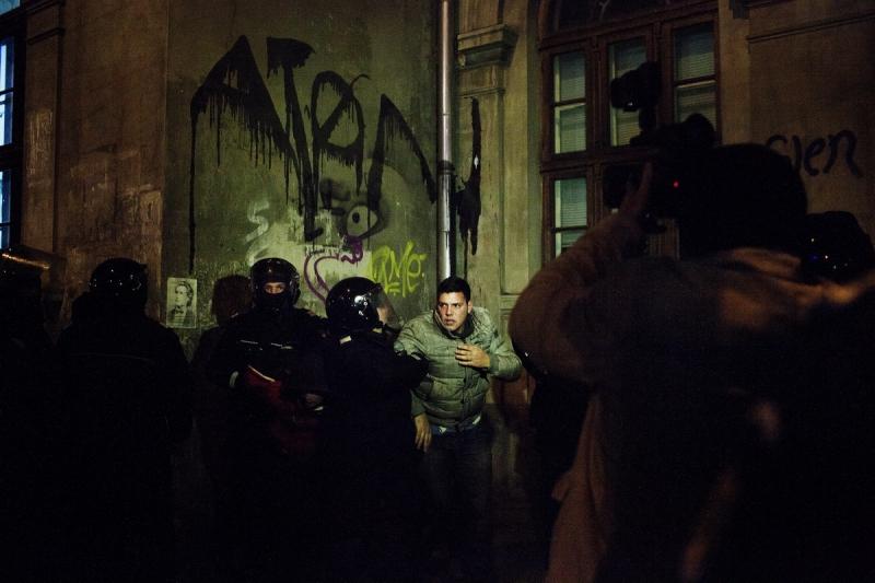 În bucătăria protestatarilor. Un fotoreportaj de Mugur Vărzariu 8549212