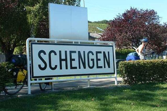 Decizia aderării României şi Bulgariei la Spaţiul Schengen a fost amânată pentru luna septembrie