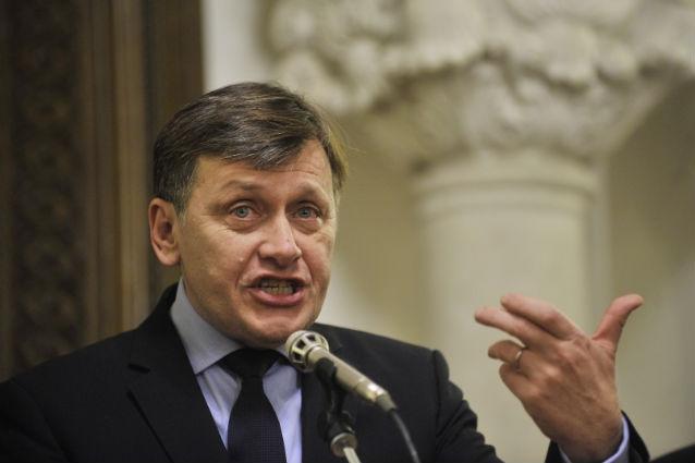 Crin Antonescu: "Dacă USL nu câştigă alegerile parlamentare, demisionez de la conducerea PNL"