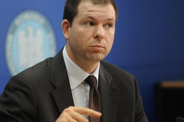 Imperiul nevăzut din spatele ministrului Finanţelor, Bogdan Drăgoi
