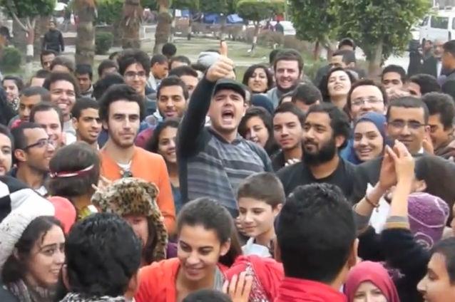 VIDEO "Where the Hell is Matt?" a ajuns în Piaţa Tahrir din Cairo. Vezi cum a fost primit Matt Harding în Egipt