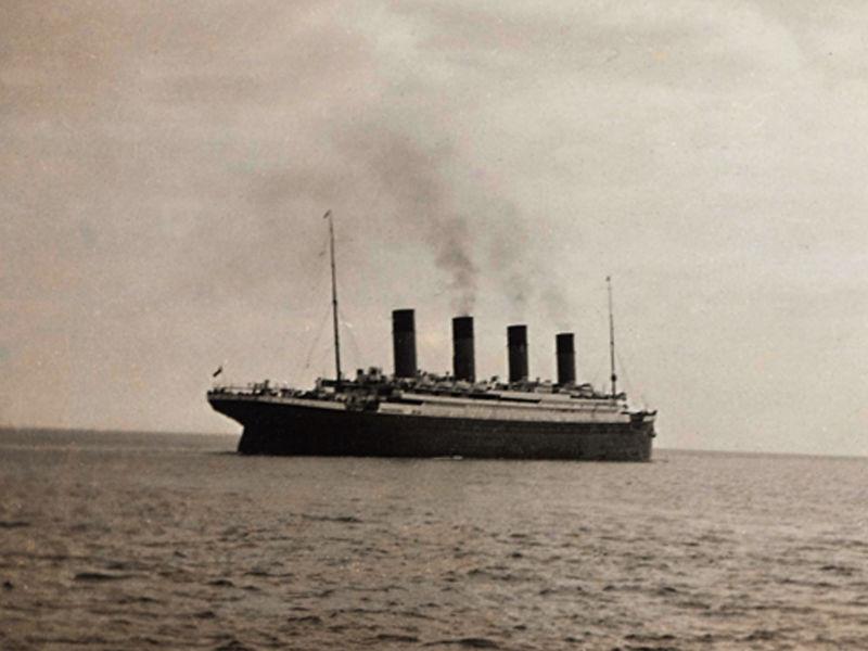 S-a găsit un nou vinovat pentru scufundarea Titanicului. Luna!