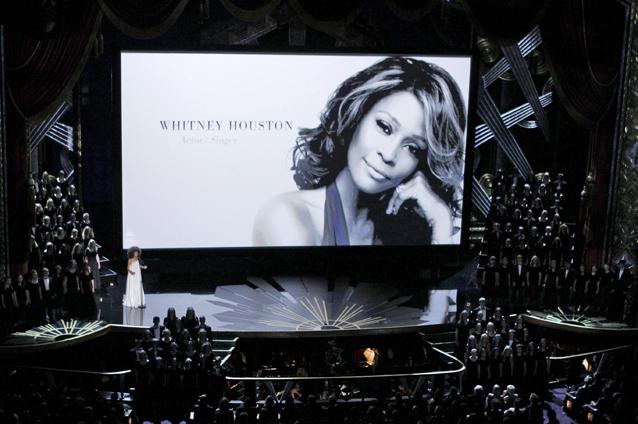 Whitney Houston şi-a lăsat întreaga avere fiicei sale