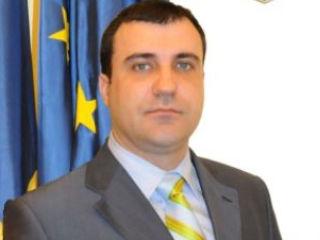 Premierul Ungureanu l-a demis pe secretarul general al MAI
