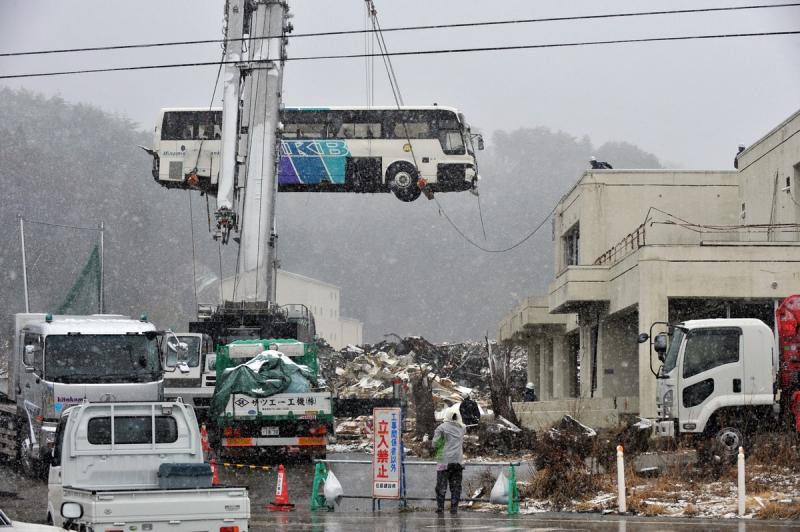 Comemorarea victimelor dezastrului din Japonia de la 11 martie 2011 9061864