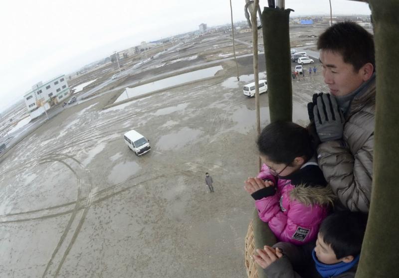 Comemorarea victimelor dezastrului din Japonia de la 11 martie 2011 9061867