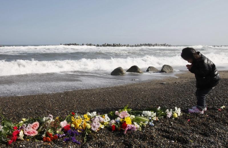 Comemorarea victimelor dezastrului din Japonia de la 11 martie 2011 9061868