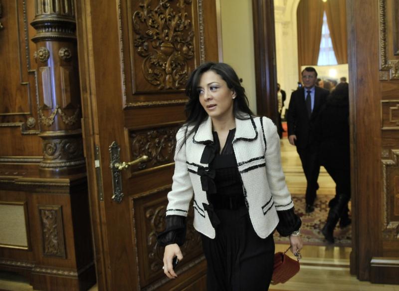 Deputatul Oana Mizil, iubita primarului Vanghelie, demisionează din PSD. Spune că a primit ofertă de la PDL