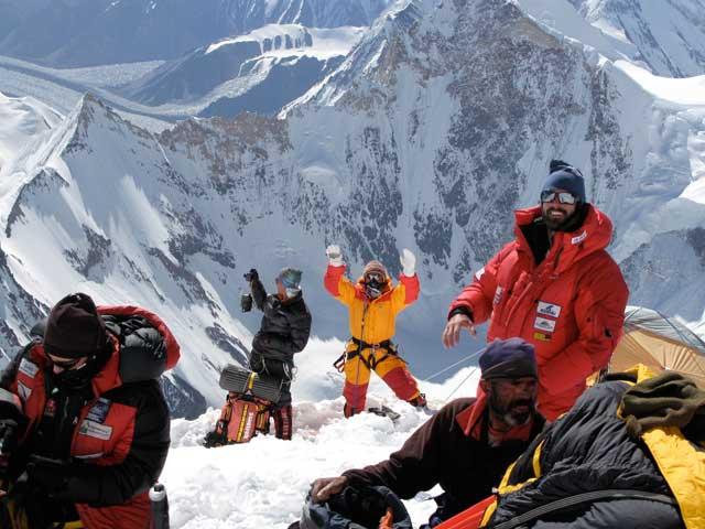 Gheorghe Dijmărescu, Everestul alpiniştilor din România. A sărit din tren şi a trecut Dunărea înot să scape de comunism 9155957