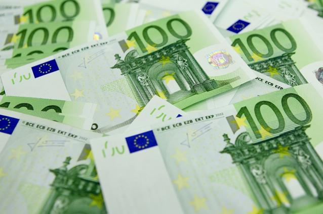 10.000 de euro tipăriţi în casă. Falsificatori de bani - prinşi în Harghita