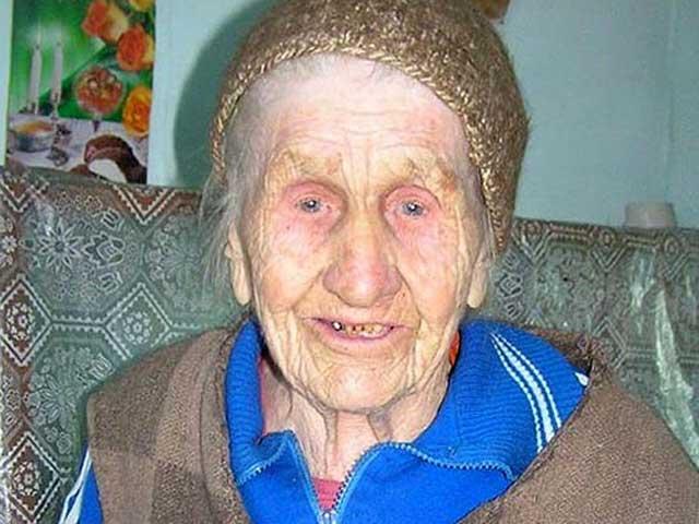 S-a sinucis la 105 ani pentru că obosise să-şi aştepte moartea