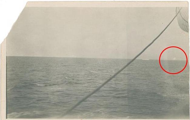 Fotografie document. Vezi aisbergul care a scufundat Titanicul!