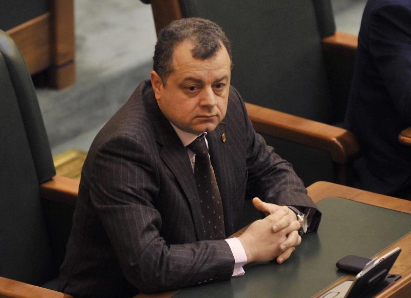 Senatorul Mircea Banias, trimis în judecată de DNA