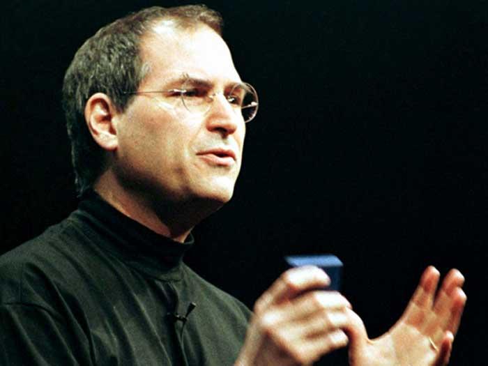 Un film biografic despre Steve Jobs va fi produs la Hollywood. Vezi cine îl va interpreta pe cofondatorul Apple
