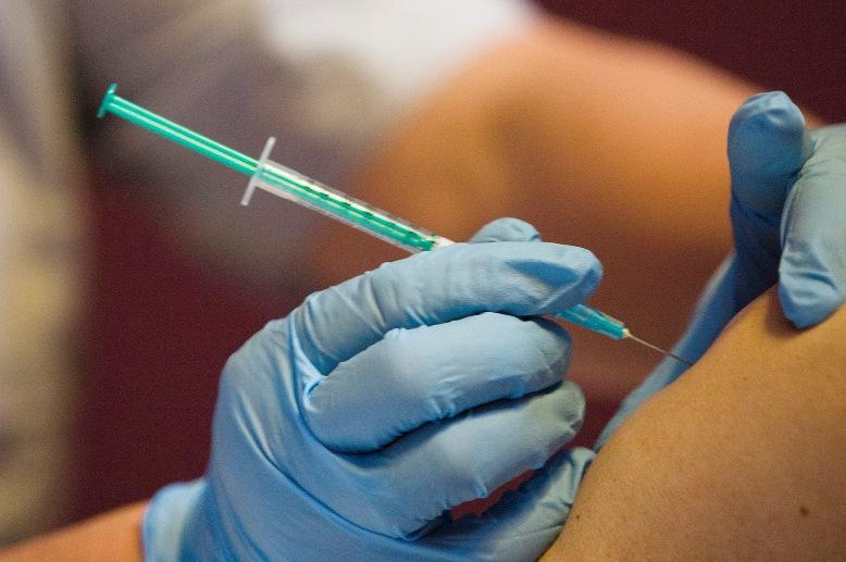 O nouă şansă pentru milioane de oameni: Vaccin "universal" anti-cancer, dezvoltat de oamenii de ştiinţă