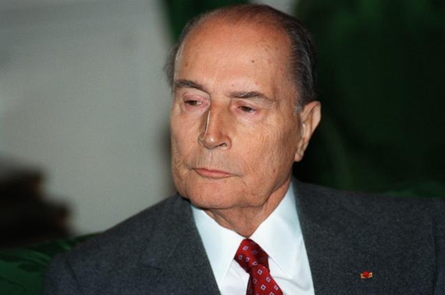 Francois Mitterrand ar fi cerut să i se administreze o injecţie letală pentru a scăpa de suferinţa provocată de cancer