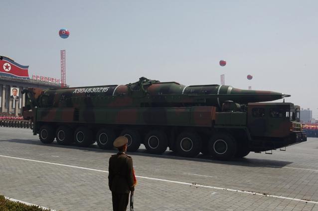 Coreea de Nord vrea să fabrice o rachetă mai puternică, după eşecul de vineri