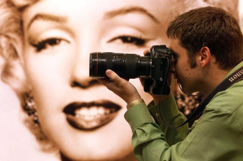 Fotografii în premieră cu Marilyn Monroe, făcute publice la 50 de ani de la moartea frumoasei actriţe
