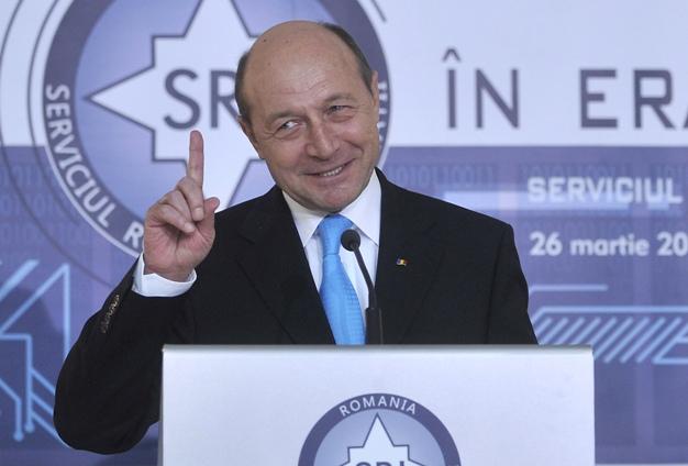 Preşedintele Băsescu a promulgat legea privind confiscarea extinsă a averilor