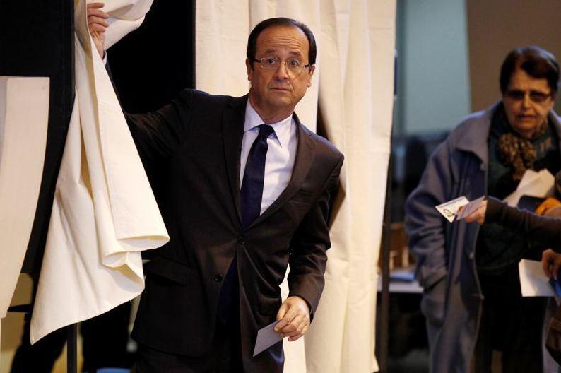 Francois Hollande: "Sunt, înainte de toate, respectuos; francezii sunt cei care votează"