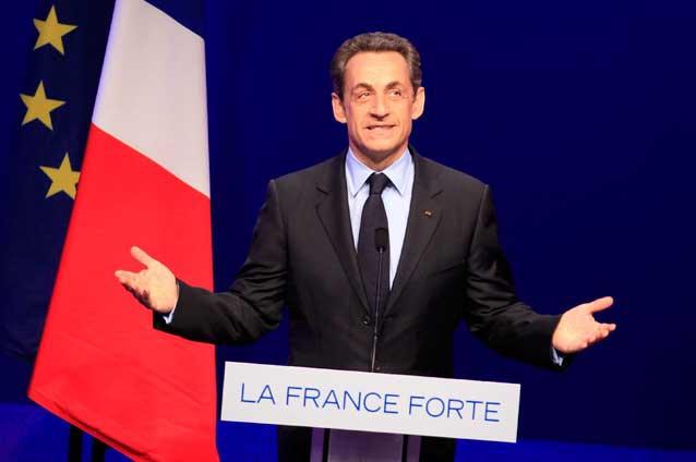 Nicolas Sarkozy propune trei dezbateri cu Francois Hollande, înaintea turului doi
