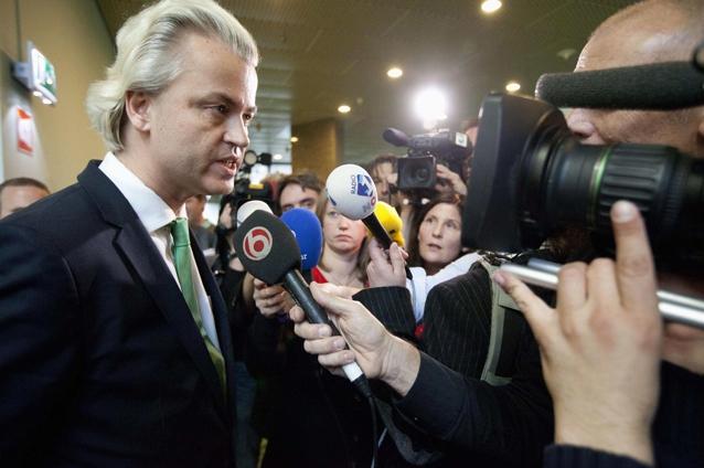 Omul care a refuzat României intrarea în Schengen aruncă Olanda în haos politic. Premierul Rutte şi-a prezentat demisia