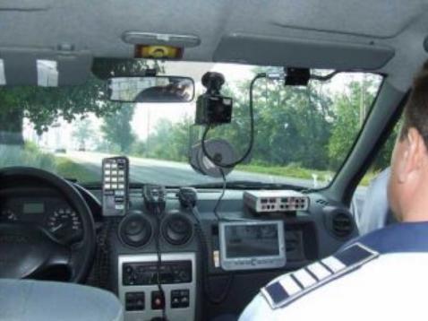 Atenţie şoferi, Poliţia Rutieră e cu ochii pe voi! 500 de radare amplasate de 1 Mai pe drumurile către munte şi mare