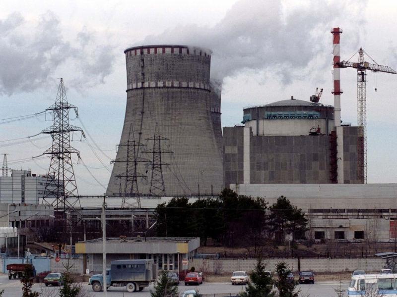 26 de ani de la explozia de la Cernobîl. Reactorul avariat va fi acoperit de un nou sarcofag de oţel