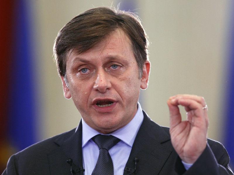 Antonescu: "Băsescu e conectat la realitate. Nu-l va propune iar pe Mihai Răzvan Ungureanu premier"