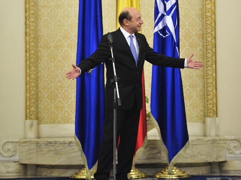 Boc, după consultările cu Băsescu: PDL nu nominalizează candidat pentru funcţia de prim-ministru