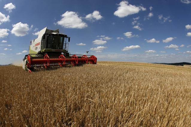Le Monde: Mii de fermieri francezi, italieni, spanioli, englezi, germani şi danezi se mută în România, El Dorado-ul agriculturii europene