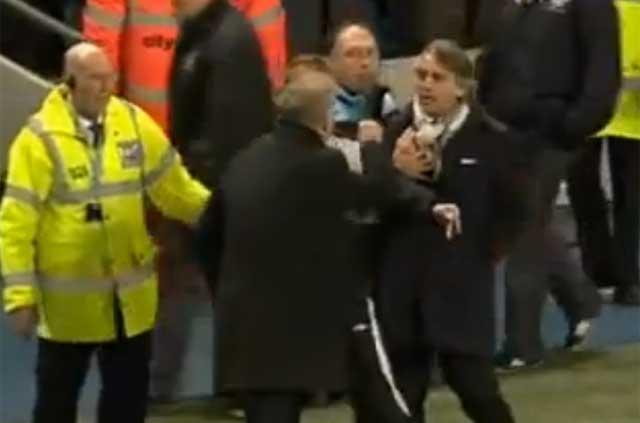 Scandal între Ferguson şi Mancini în timpul "finalei" pentru titlu în Anglia (video)