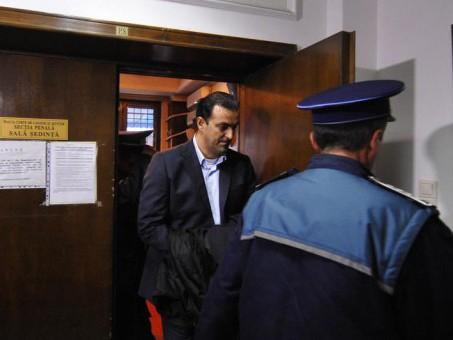 Fostul primar Sorin Apostu rămâne în arest. Instanţa i-a respins cererea de eliberare sub control judiciar