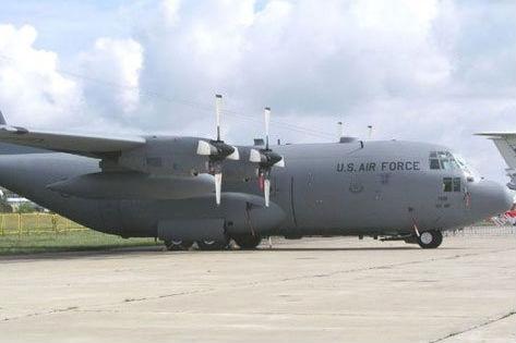 Un avion militar american a aterizat de urgenţă pe aeroportul Mihail Kogălniceanu